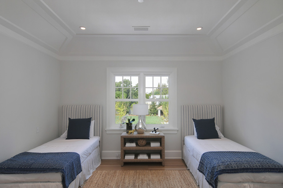 Example of a farmhouse kids' room design in San Francisco