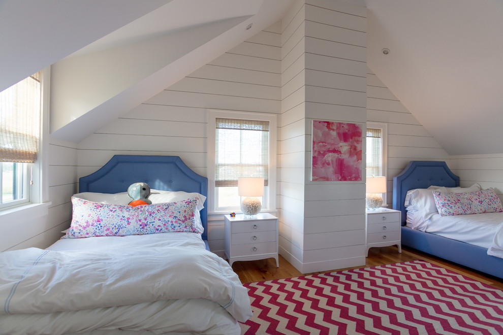 Inspiration for a beach style kids' bedroom in Boston.