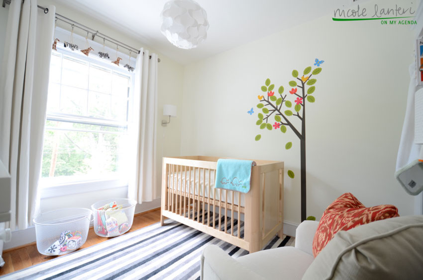 ワシントンD.C.にあるエクレクティックスタイルのおしゃれな赤ちゃん部屋の写真