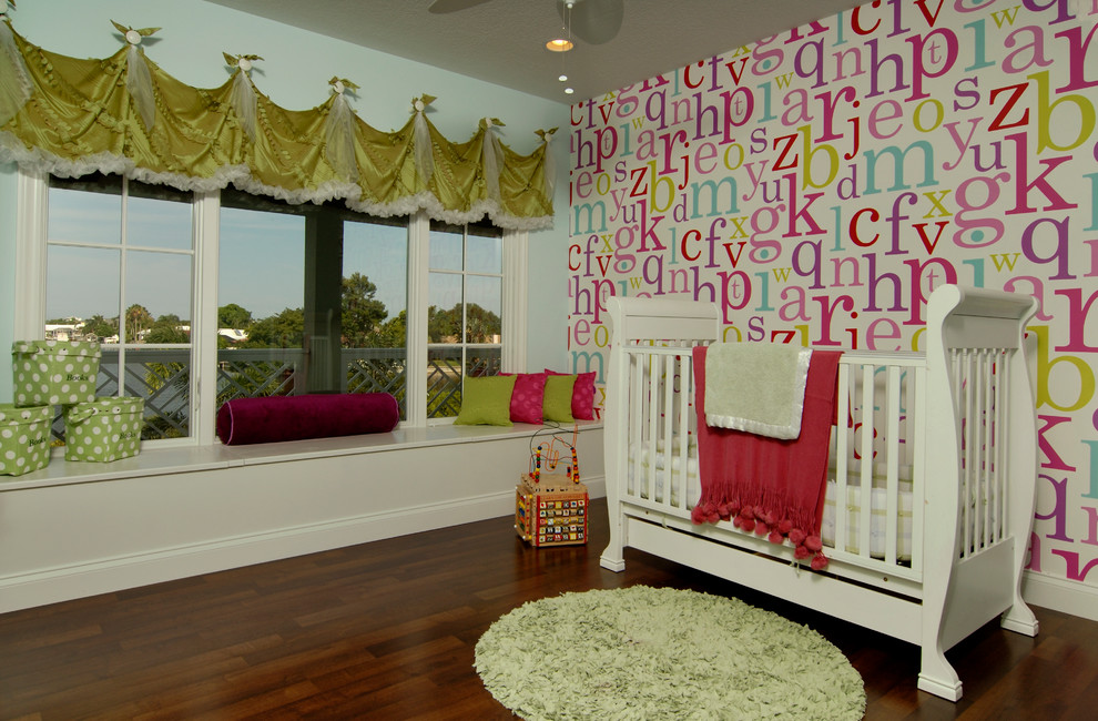 Example of a minimalist kids' room design in Orlando