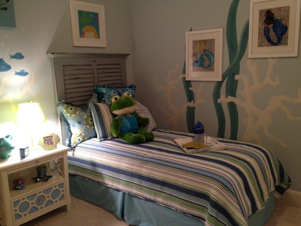 Design ideas for a contemporary kids' bedroom in Atlanta.