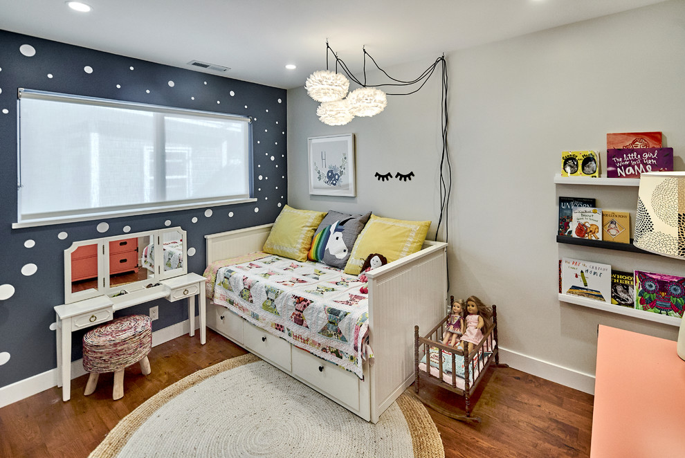 Example of a transitional girl childrens' room design in San Francisco