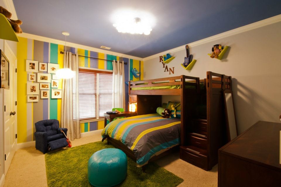 Kids' room - contemporary kids' room idea in Atlanta