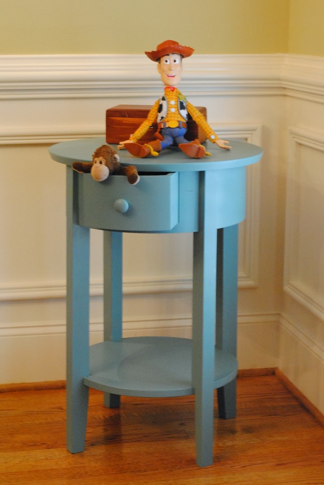 side table baby room