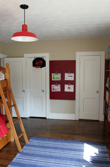 Example of a trendy kids' room design in Tampa