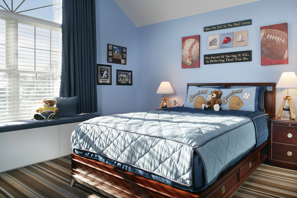 Esempio di una grande cameretta per bambini da 4 a 10 anni minimal con pareti blu e moquette