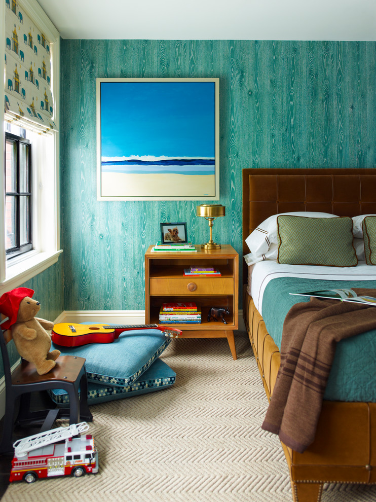 Idee per una cameretta per bambini classica con pareti blu, moquette e pavimento beige