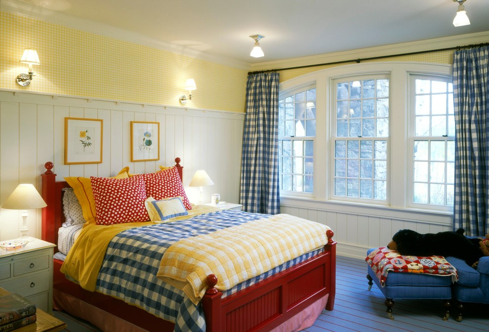 Ejemplo de dormitorio infantil de 4 a 10 años tradicional de tamaño medio con moqueta y paredes multicolor
