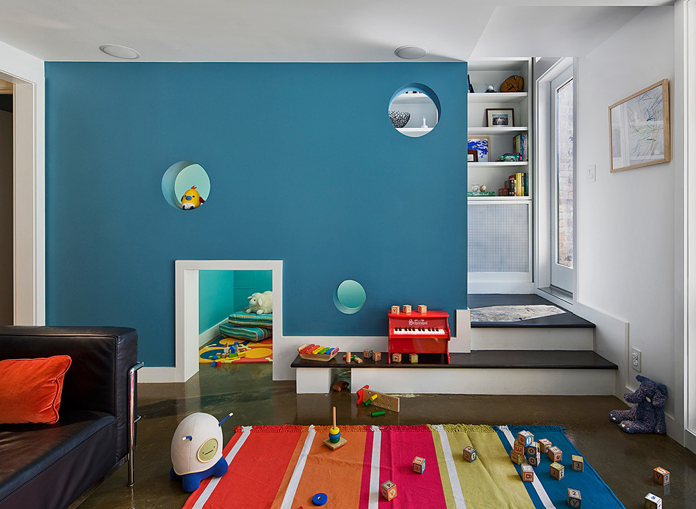 Пример оригинального дизайна: нейтральная детская с игровой в современном стиле с синими стенами
