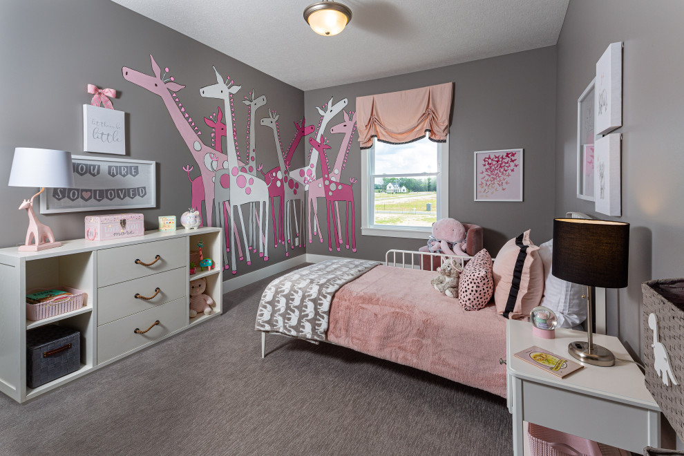 Idées déco pour une chambre d'enfant de 1 à 3 ans contemporaine de taille moyenne avec un mur gris, moquette et un sol gris.