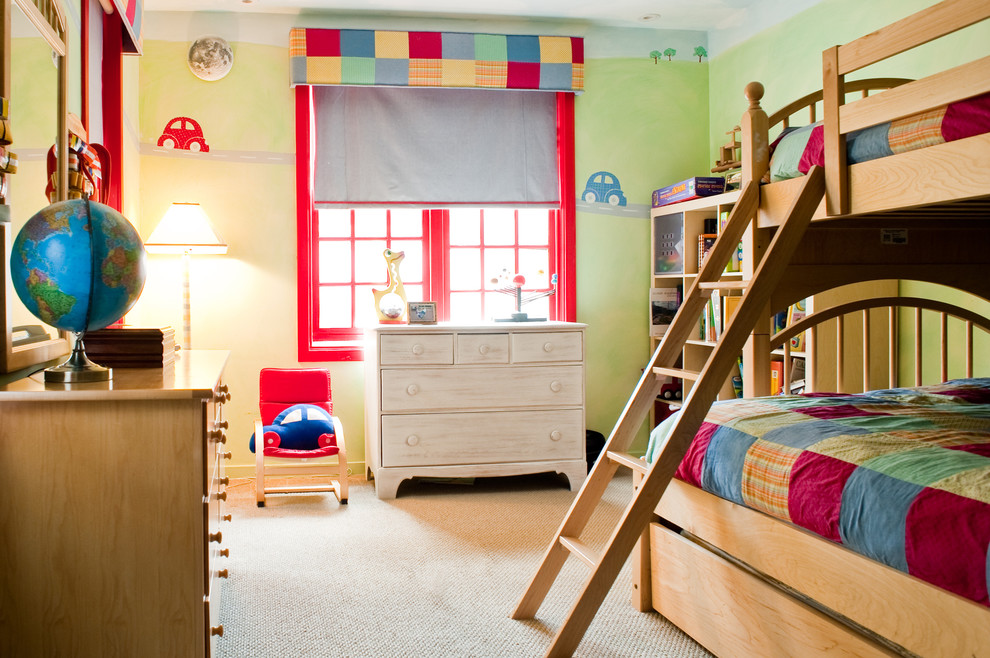 Réalisation d'une chambre d'enfant de 4 à 10 ans bohème avec moquette et un lit superposé.