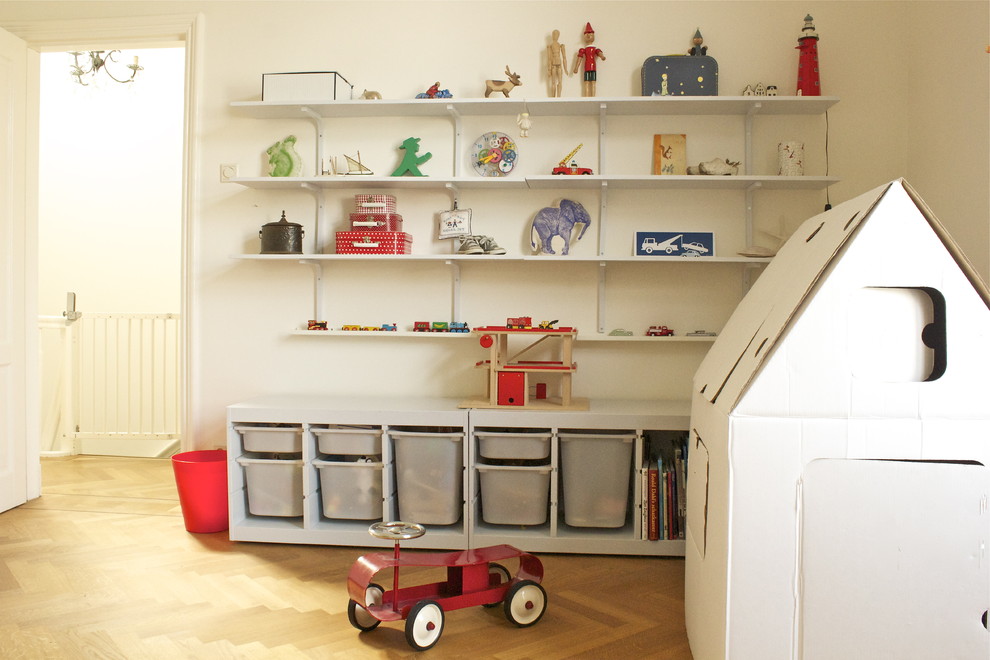 Example of a classic playroom design in Amsterdam
