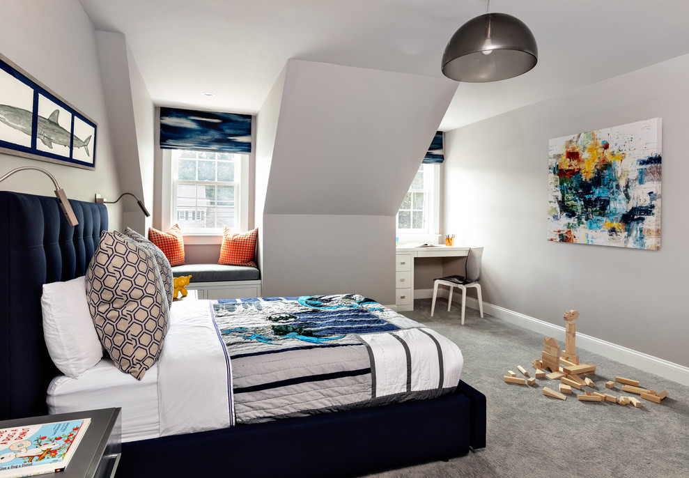 Свежая идея для дизайна: детская в стиле неоклассика (современная классика) с спальным местом, серыми стенами, ковровым покрытием и серым полом для мальчика - отличное фото интерьера