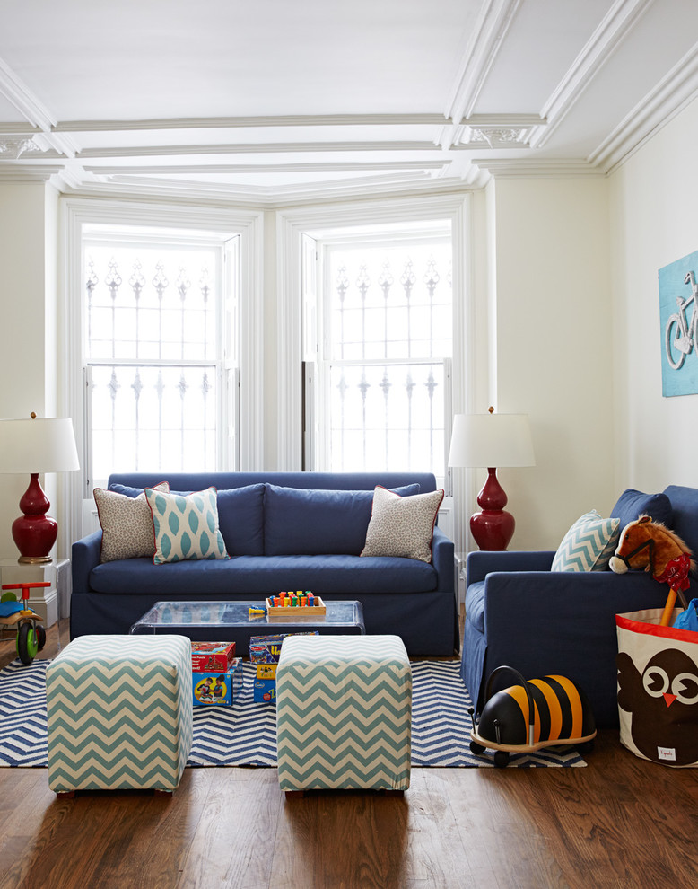 Design ideas for a traditional kids' bedroom in New York.