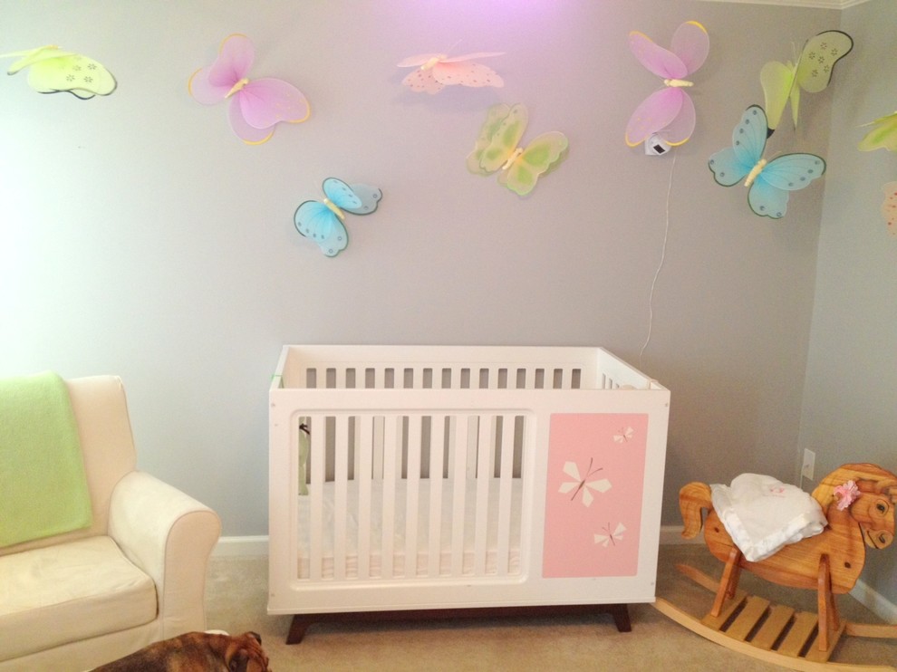 ボルチモアにあるモダンスタイルのおしゃれな赤ちゃん部屋の写真