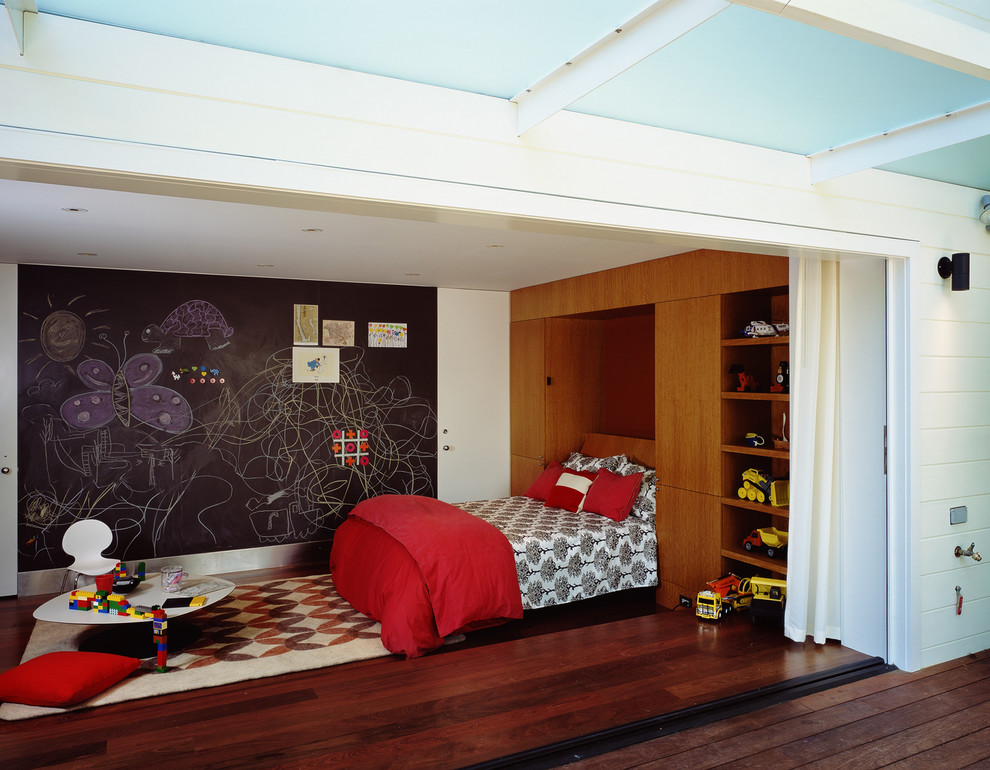 Example of a trendy playroom design in San Francisco