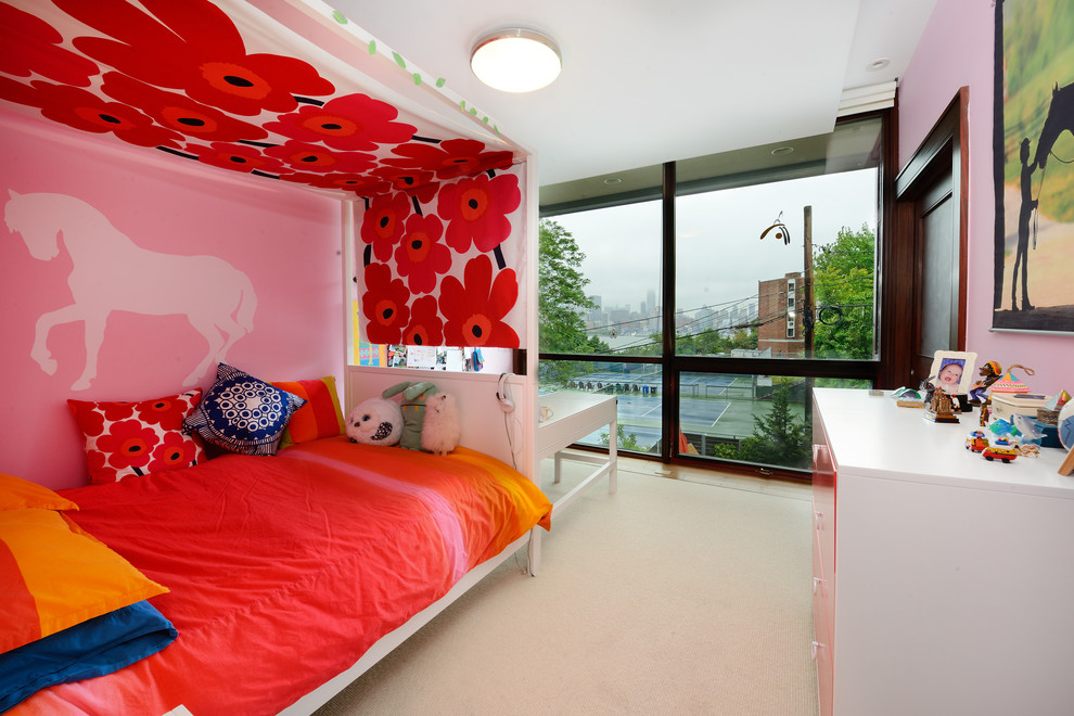 Inspiration for a modern kids' bedroom in New York.