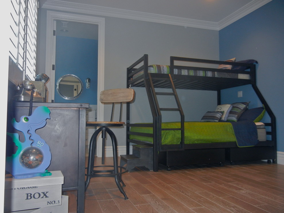 Example of a trendy kids' room design in Los Angeles