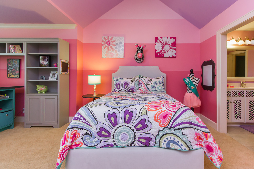 Design ideas for a large traditional teen’s room for girls in Kansas City with pink walls, carpet and beige floors.