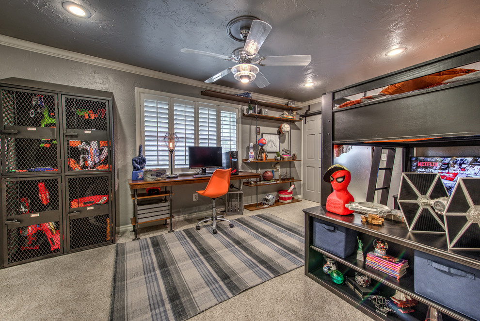 Mittelgroßes Industrial Kinderzimmer mit Schlafplatz, grauer Wandfarbe und Teppichboden in Oklahoma City