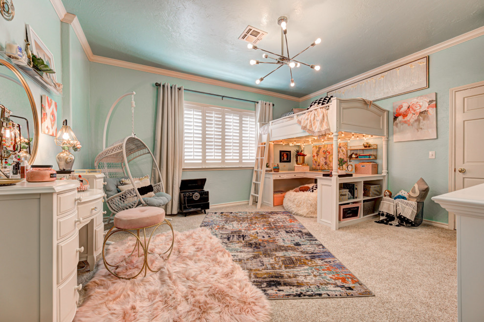 Свежая идея для дизайна: детская среднего размера в стиле неоклассика (современная классика) с спальным местом и синими стенами для подростка, девочки - отличное фото интерьера