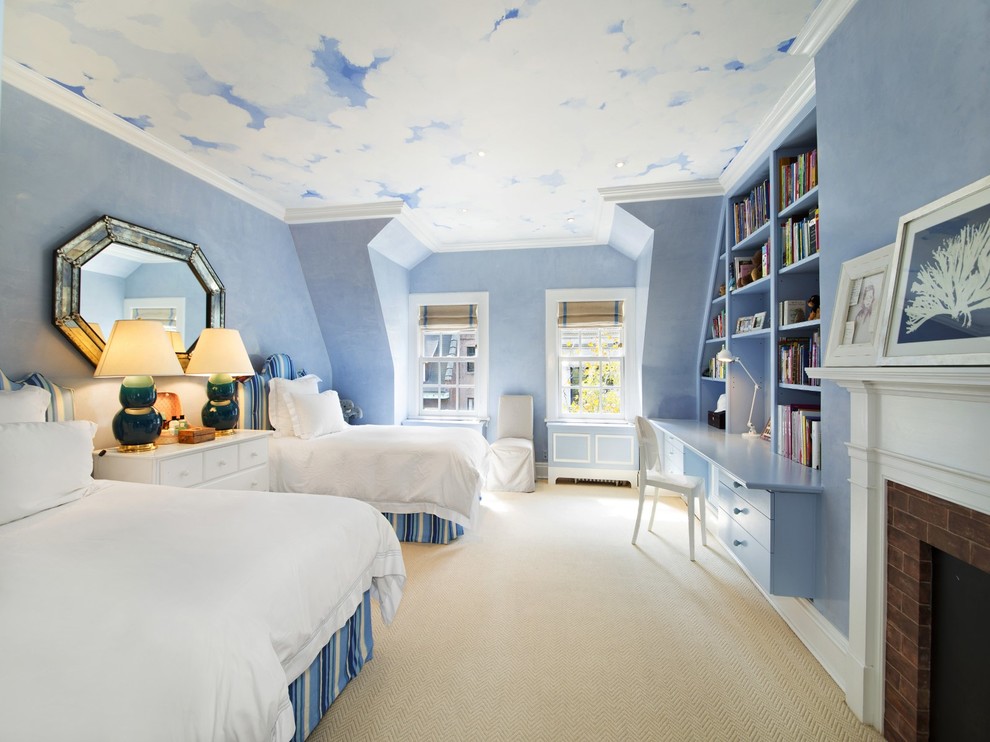 Inspiration pour une chambre d'enfant design de taille moyenne avec un mur bleu et moquette.