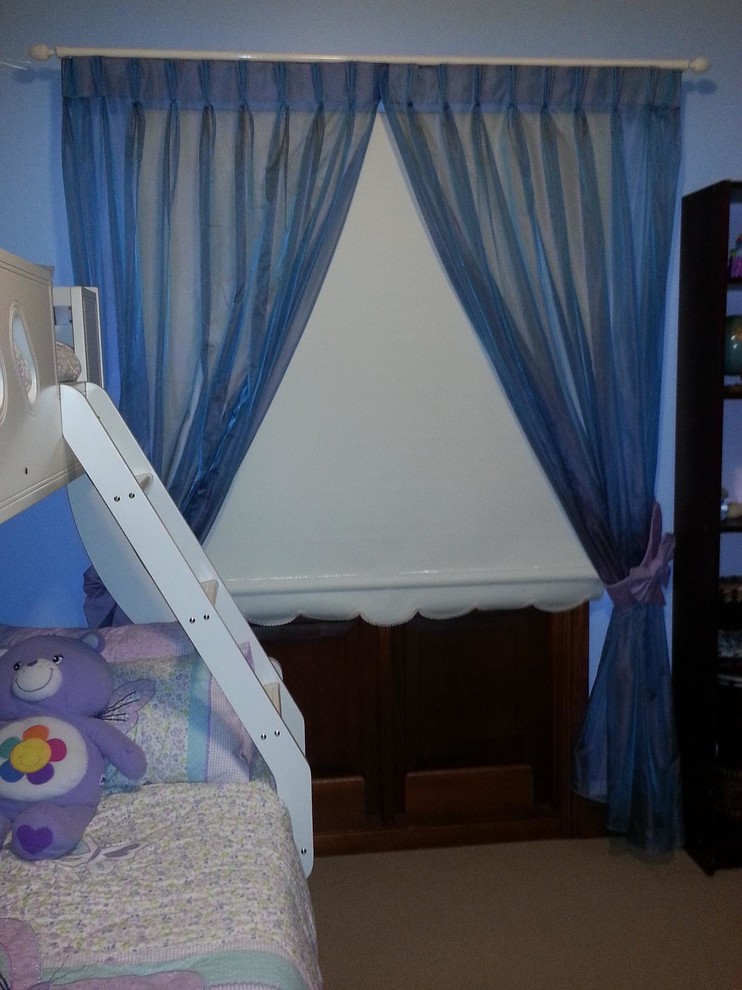 This is an example of a classic kids' bedroom in Sydney.
