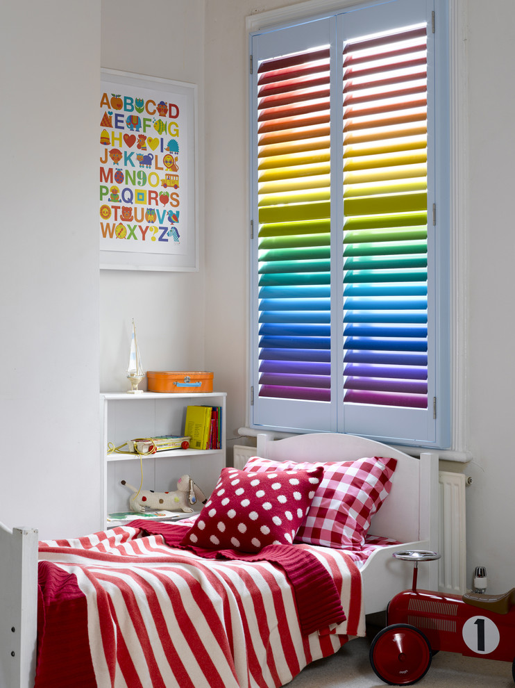 Kids' bedroom - mid-sized contemporary gender-neutral carpeted kids' bedroom idea in Adelaide with white walls