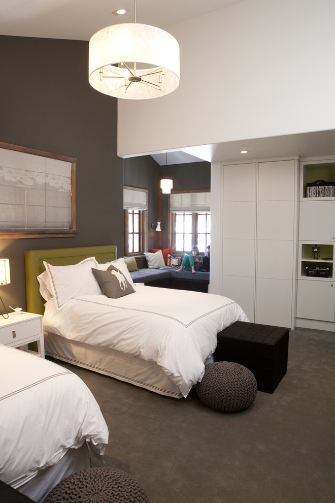 Photo of a contemporary kids' bedroom in Salt Lake City with grey walls.