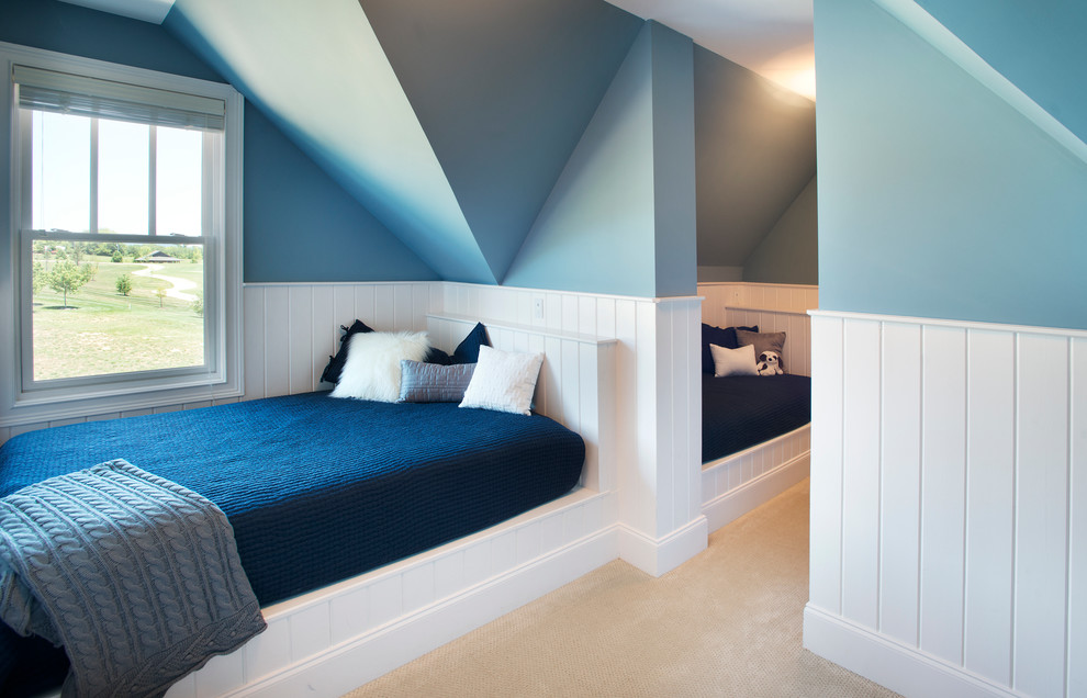 Diseño de dormitorio infantil de 4 a 10 años de estilo americano con paredes azules y moqueta
