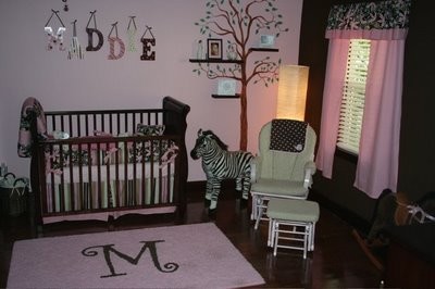 This is an example of a contemporary kids' bedroom in Little Rock.