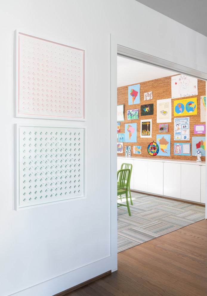 Inspiration for a 1960s kids' room remodel in Houston