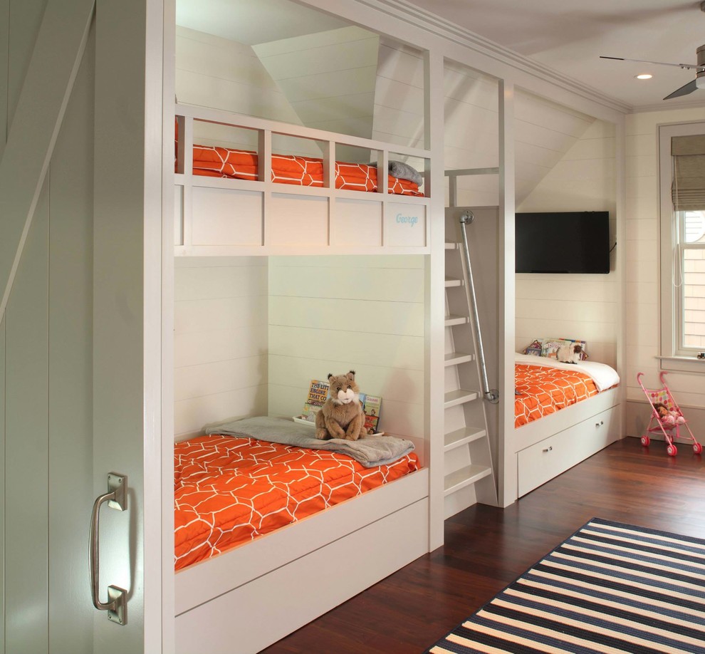 Photo of a beach style kids' bedroom in Charleston.