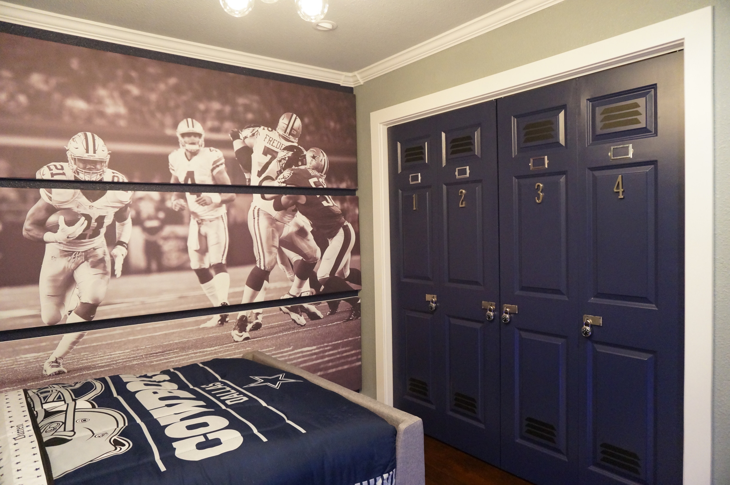 NFL Dallas Cowboys Bedding and Room Decorations - Modern - Bedroom - Dallas  - by oBedding