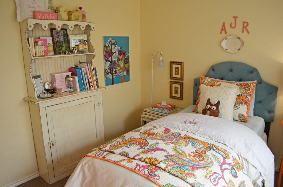 ダラスにあるトラディショナルスタイルのおしゃれな子供の寝室の写真