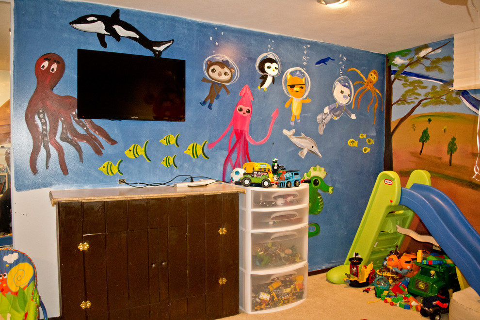 Medium sized traditional gender neutral playroom in New York with carpet.