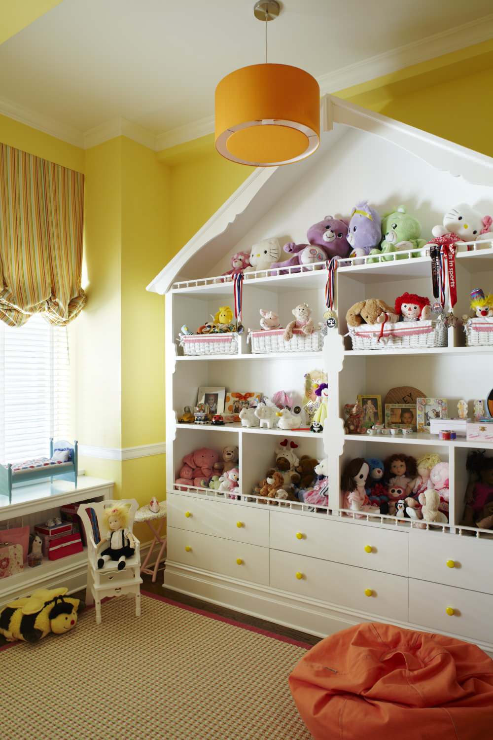Barbie Doll Shelf Houzz, Barbie Display Shelves