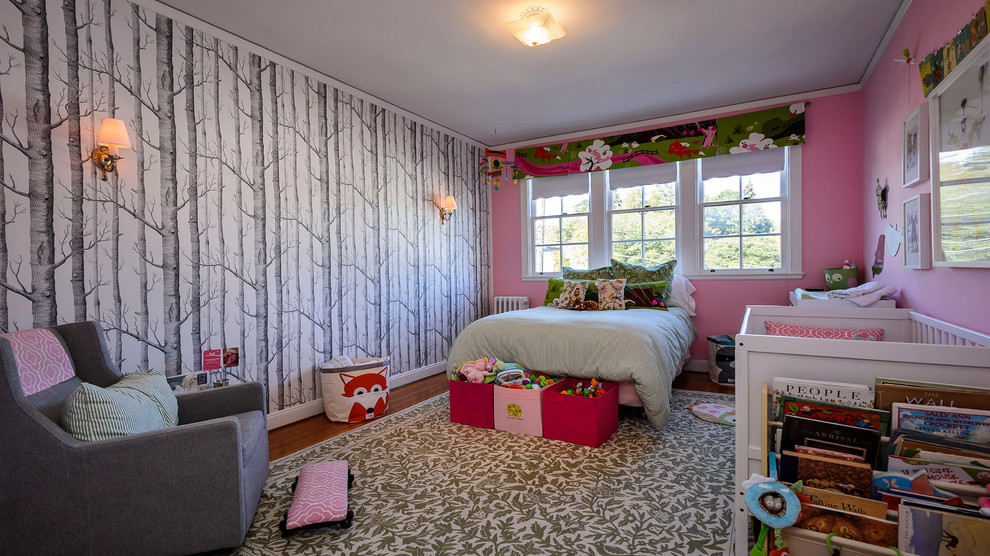 Contemporary kids' bedroom in San Francisco with multi-coloured walls.