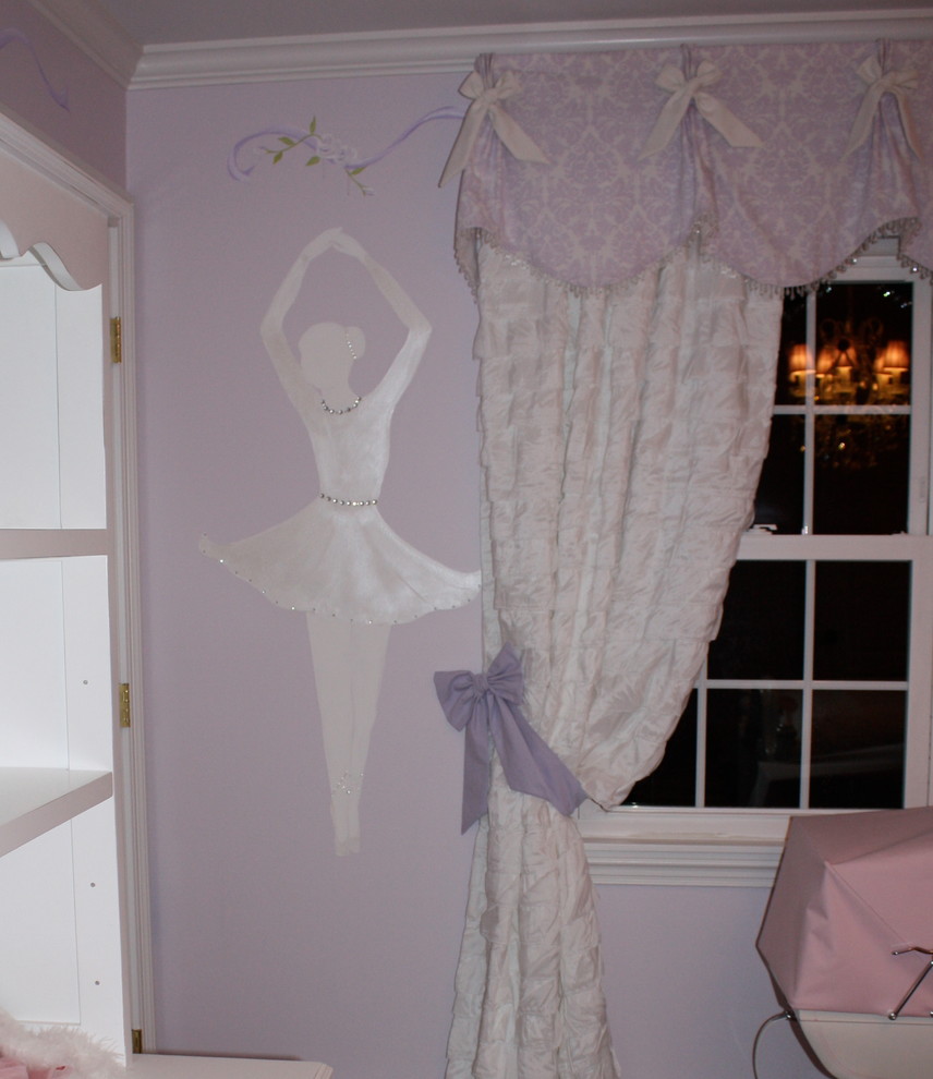 Photo of a traditional kids' bedroom in New York.