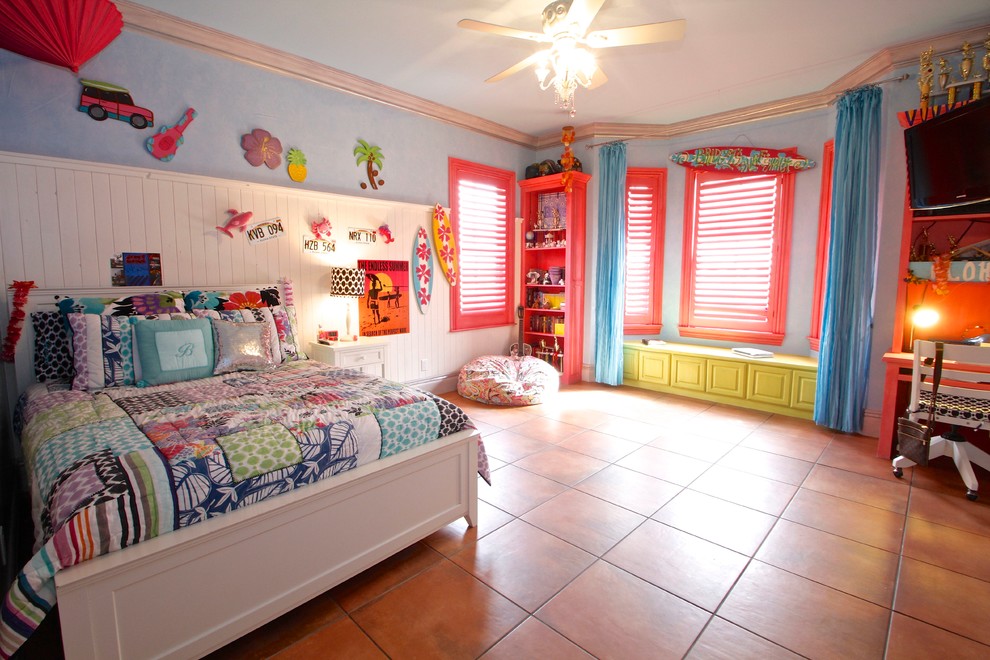 ダラスにあるトロピカルスタイルのおしゃれな子供部屋の写真