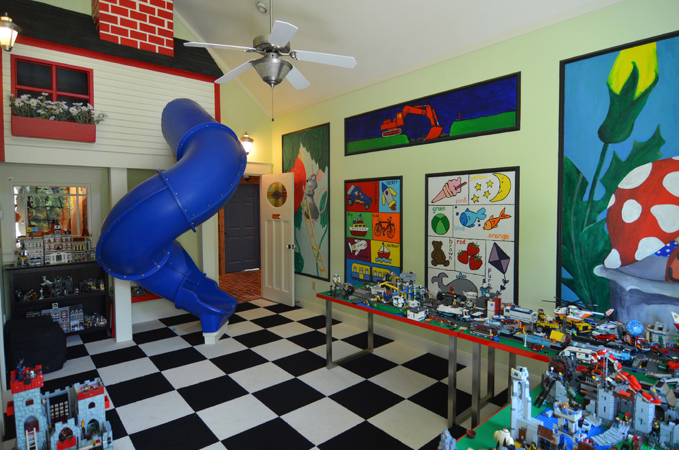 Свежая идея для дизайна: нейтральная детская с игровой в классическом стиле с зелеными стенами и разноцветным полом - отличное фото интерьера