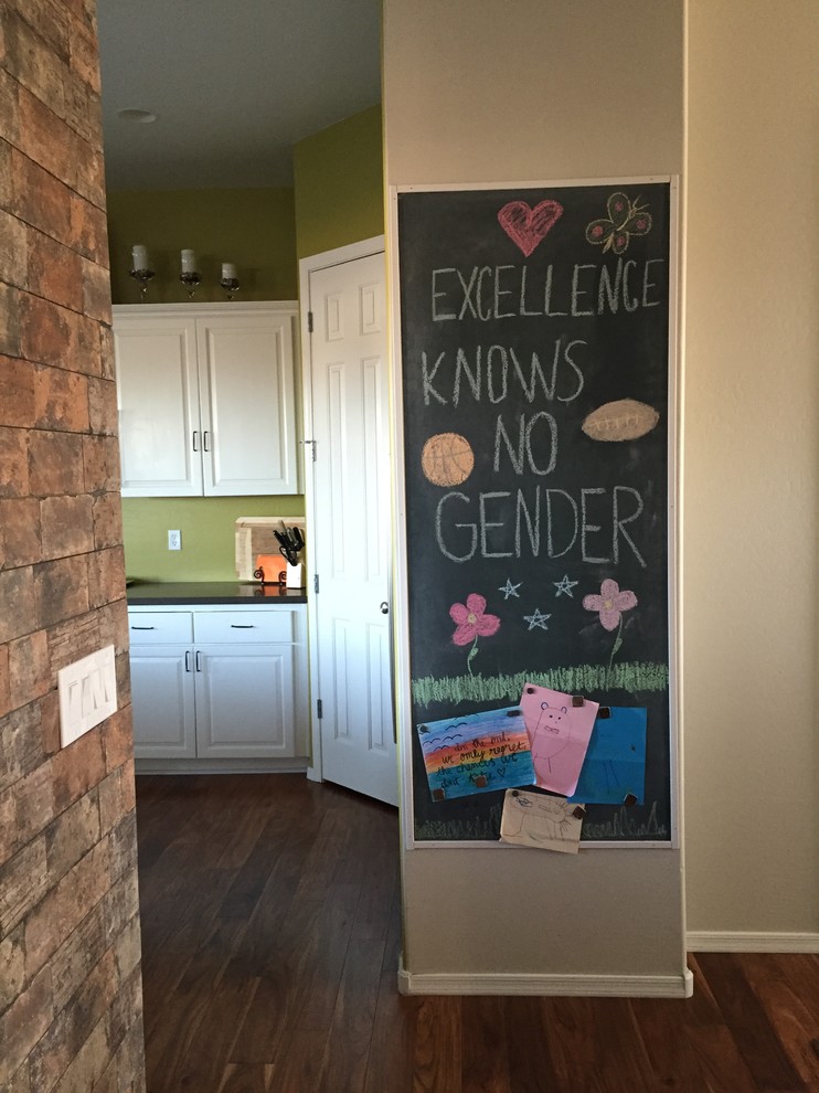 Example of a kids' room design in Phoenix