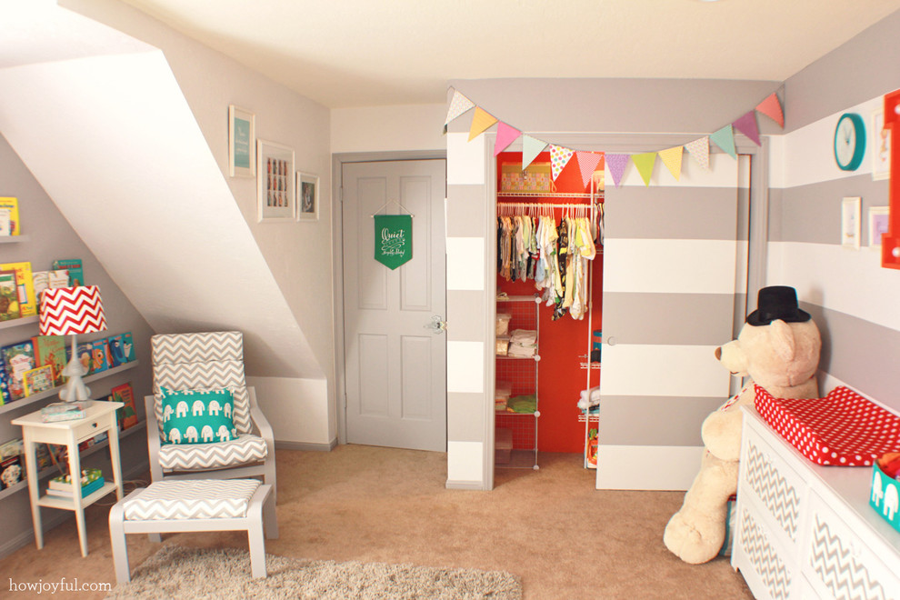 Kids' room - contemporary kids' room idea in Orange County