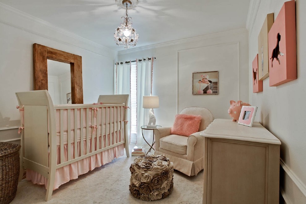 ダラスにあるコンテンポラリースタイルのおしゃれな赤ちゃん部屋の写真