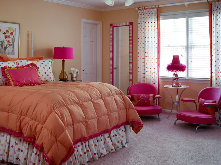 Idéer för att renovera ett vintage flickrum kombinerat med sovrum, med orange väggar och heltäckningsmatta