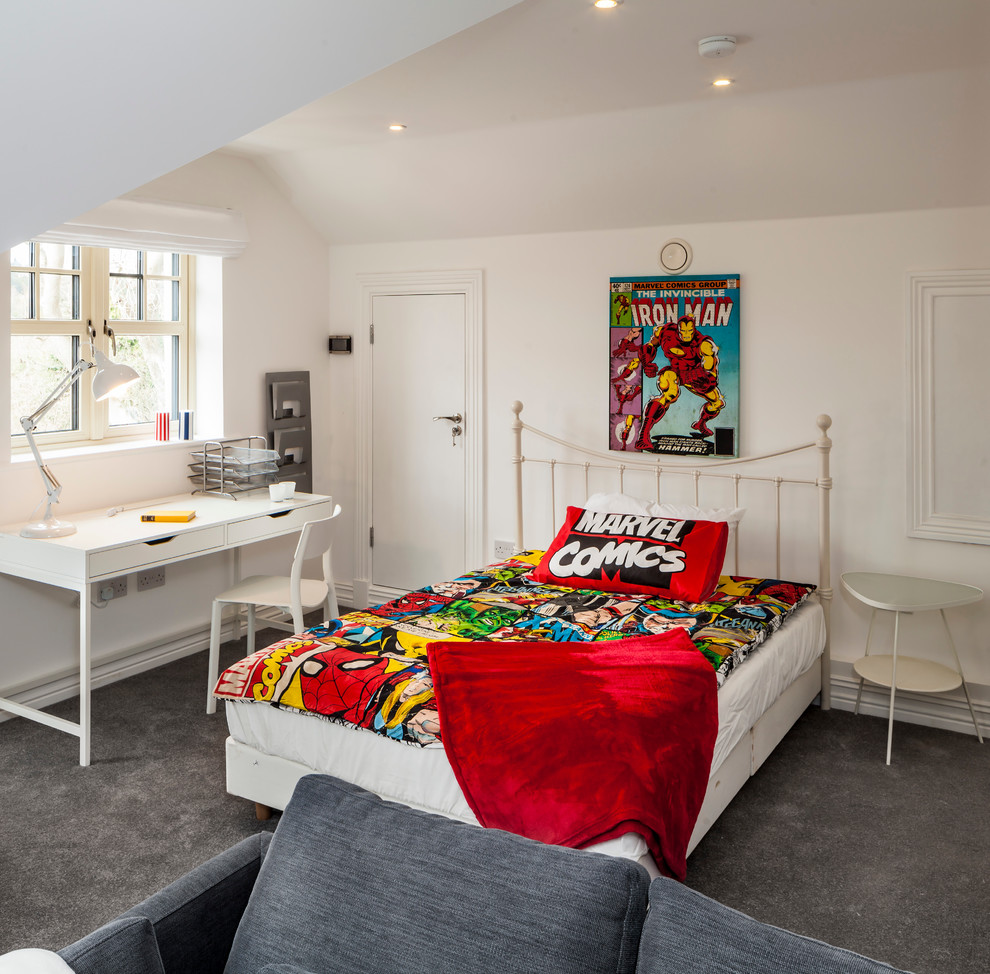 Inspiration for a small contemporary gender neutral teen’s room in Dublin with white walls and carpet.