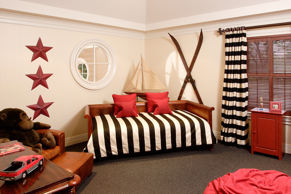 Imagen de dormitorio infantil de 4 a 10 años clásico renovado de tamaño medio con paredes blancas, moqueta y suelo gris