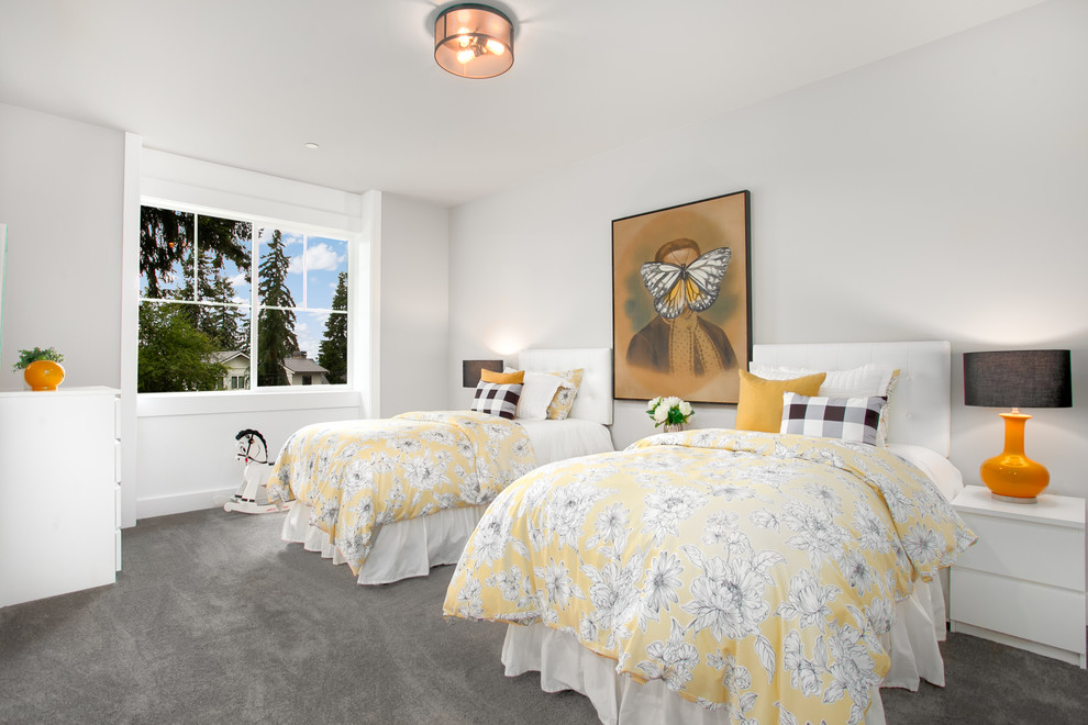 Modelo de dormitorio infantil de 4 a 10 años de estilo americano de tamaño medio con paredes grises, moqueta y suelo gris