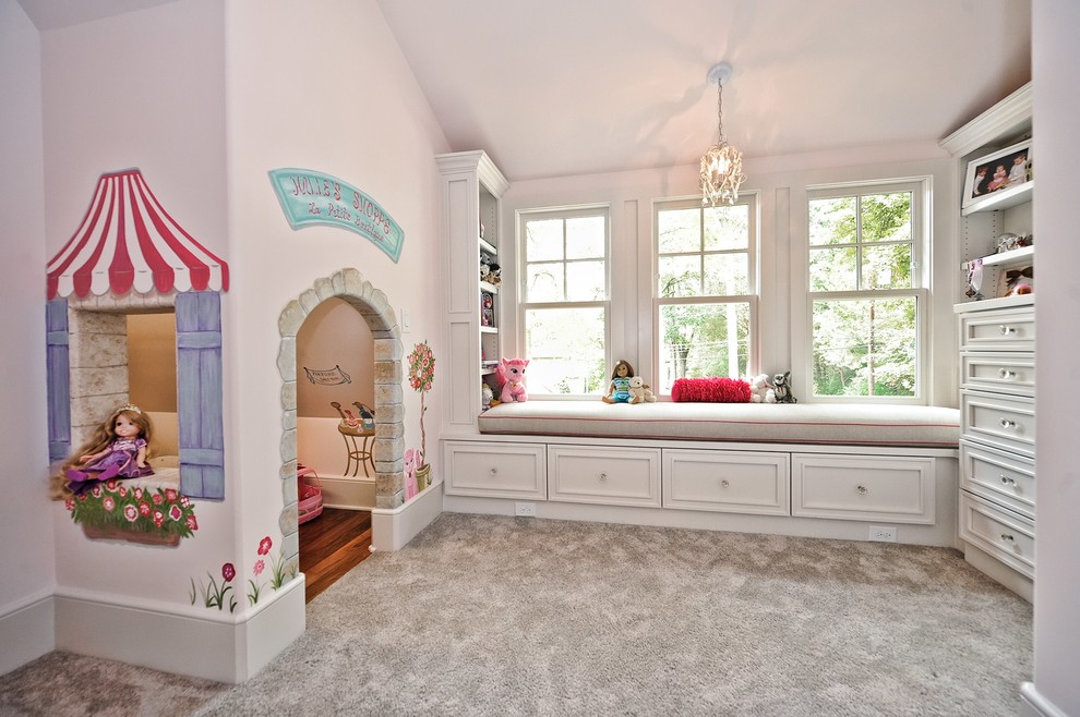Idee per una cameretta per bambini da 4 a 10 anni country di medie dimensioni con pareti rosa, moquette e pavimento grigio