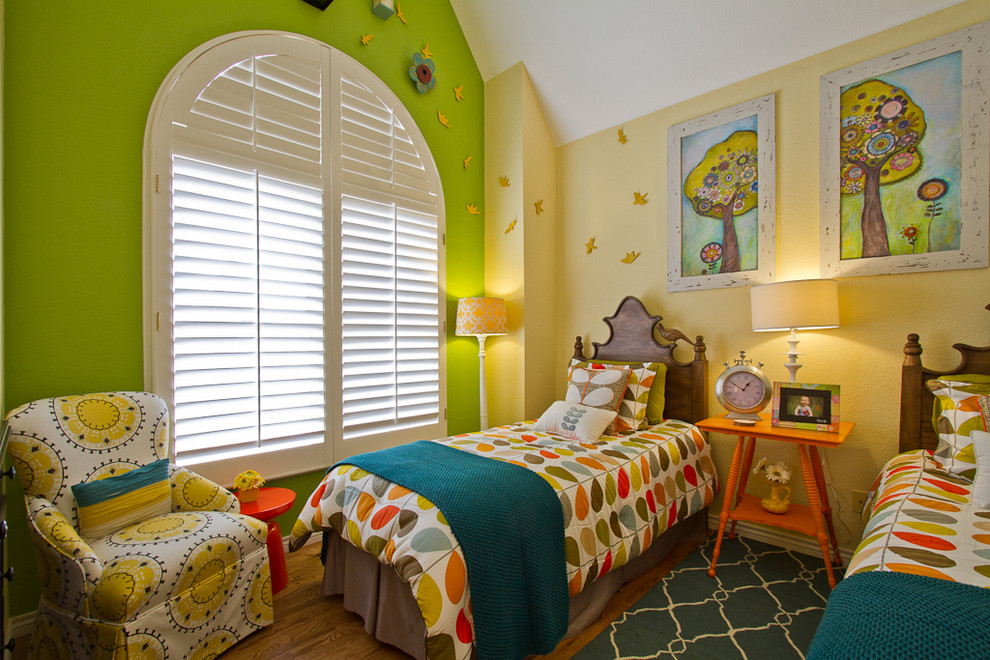 Inspiration for a traditional kids' bedroom in Denver.